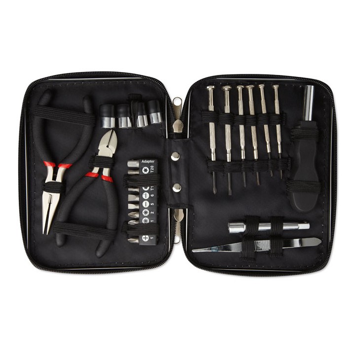 Jeu d'outils dans une boite al