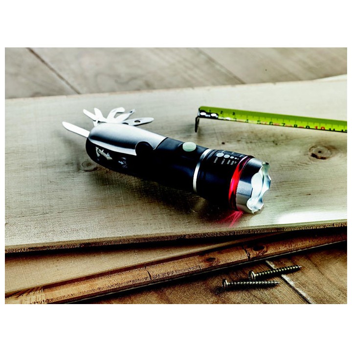 Lampe  et outils