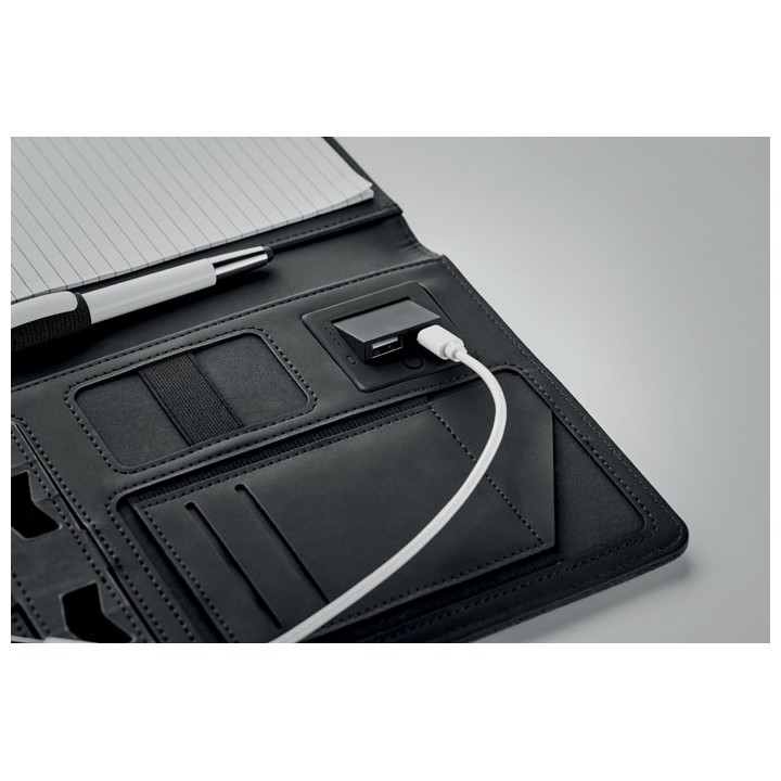 Conférencier A5 et powerbank