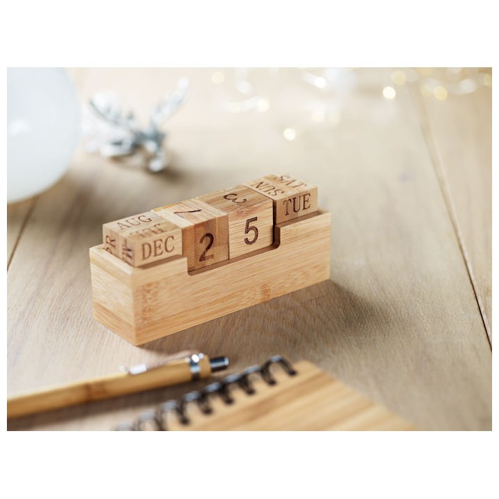 Calendrier en bambou