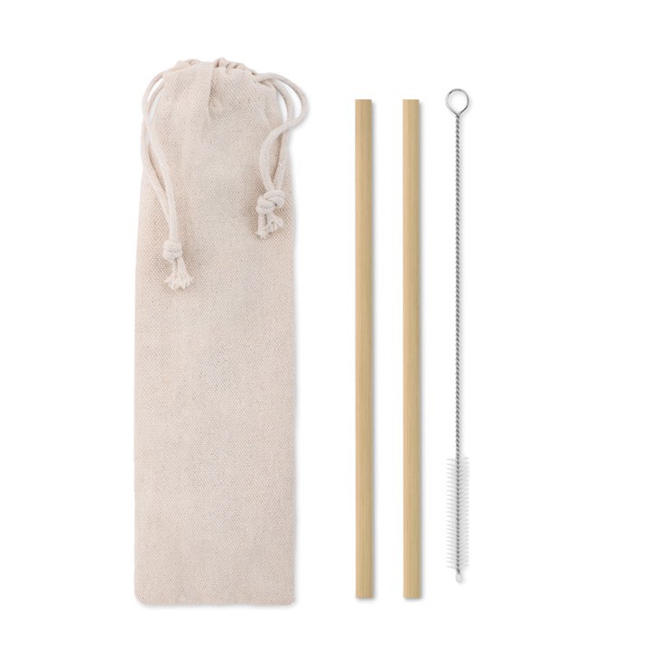 Paille bambou avec brosse.
