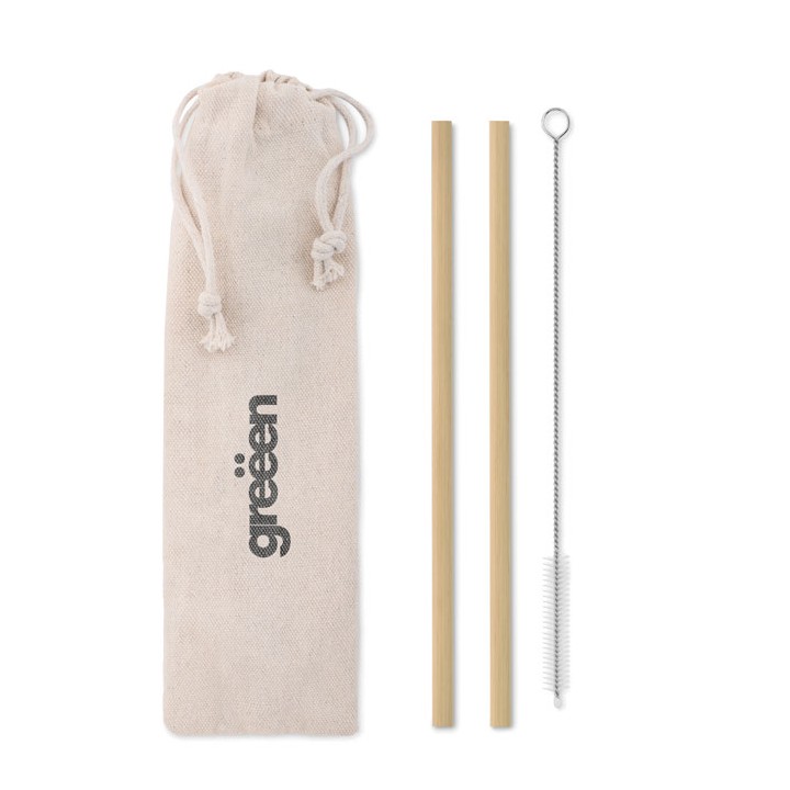 Paille bambou avec brosse.