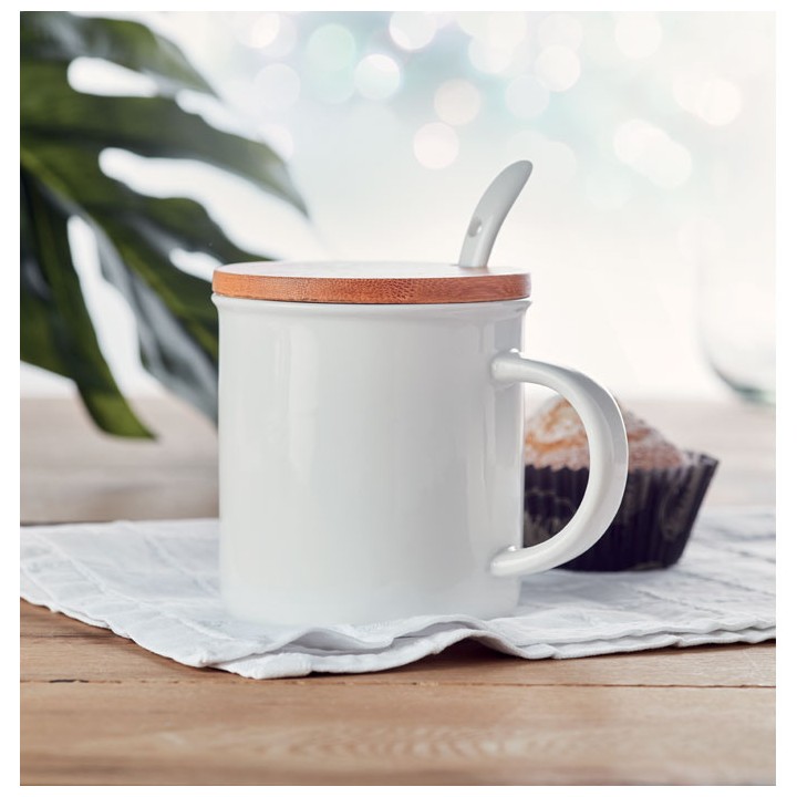 Mug porcelaine avec cuillère