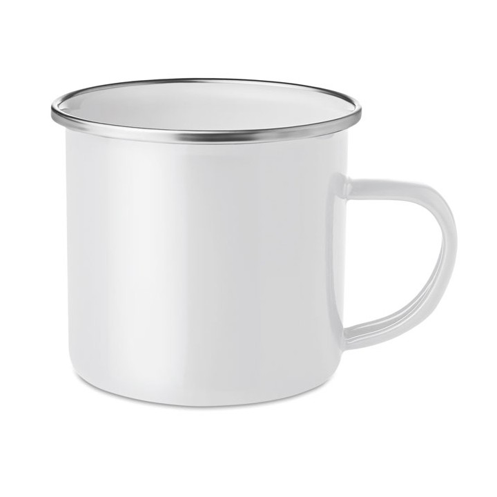 Tasse en métal émaillé