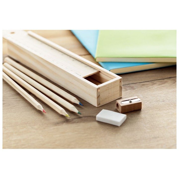 Set de 12 crayons en bois