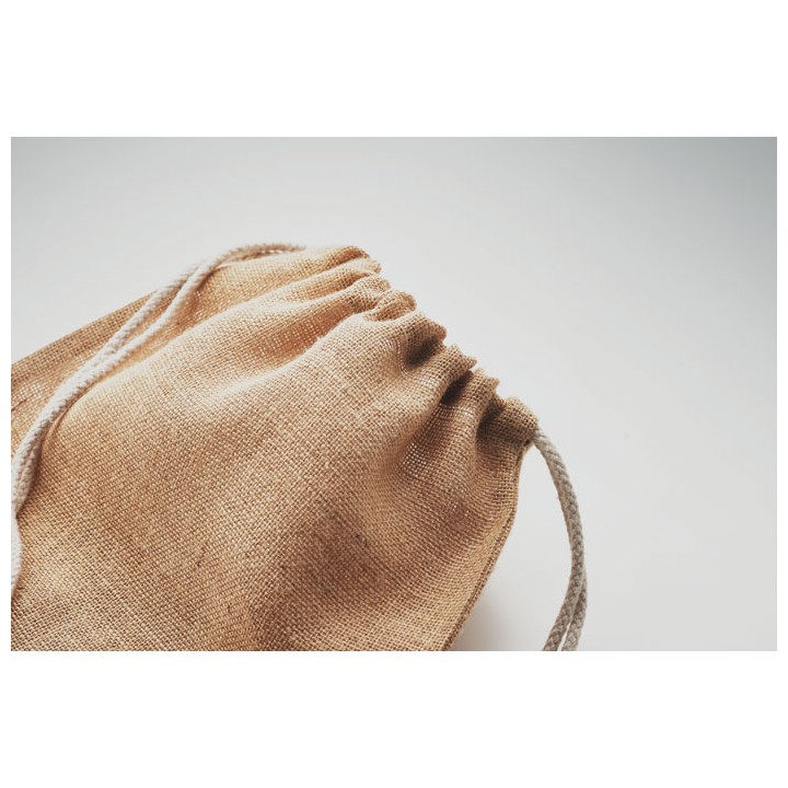 Sac à cordon en jute