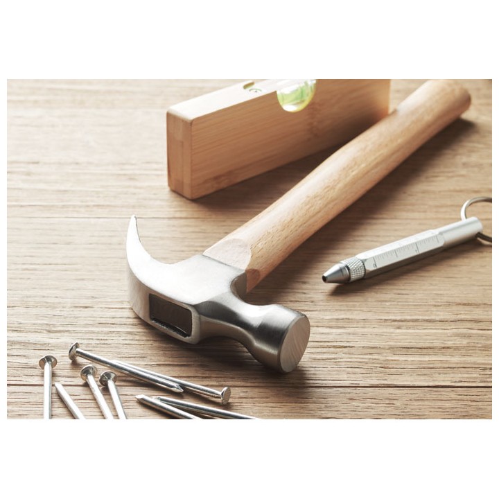 Marteau à griffes en bois