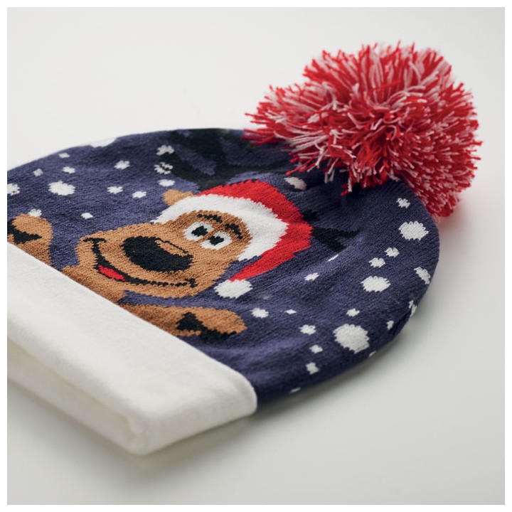 Bonnet à pompon tricoté