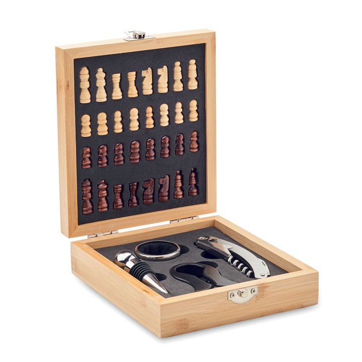 Set à vin et jeu d'échecs