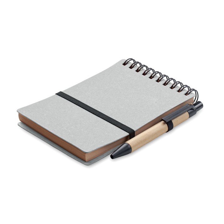 Cahier recyclé et stylo à bille