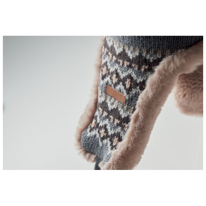 Bonnet avec caches-oreilles