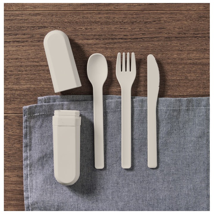 Set de couverts et étui en PLA