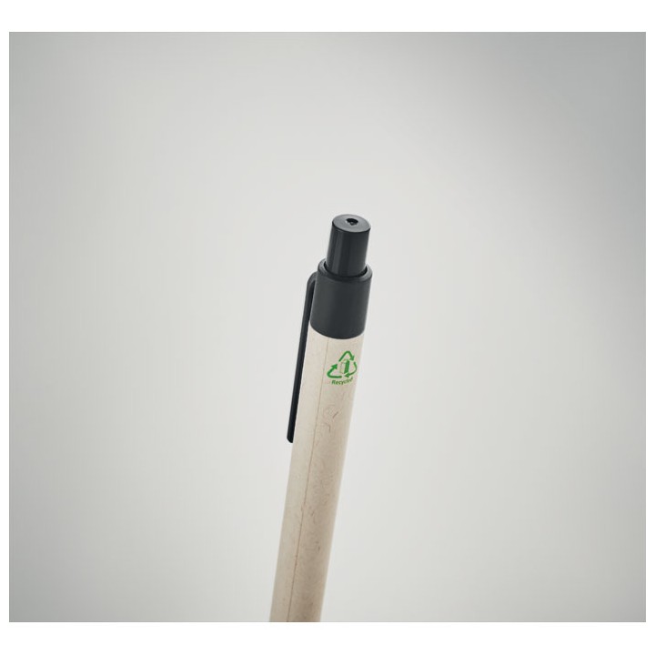 Stylo en carton de lait recyclé